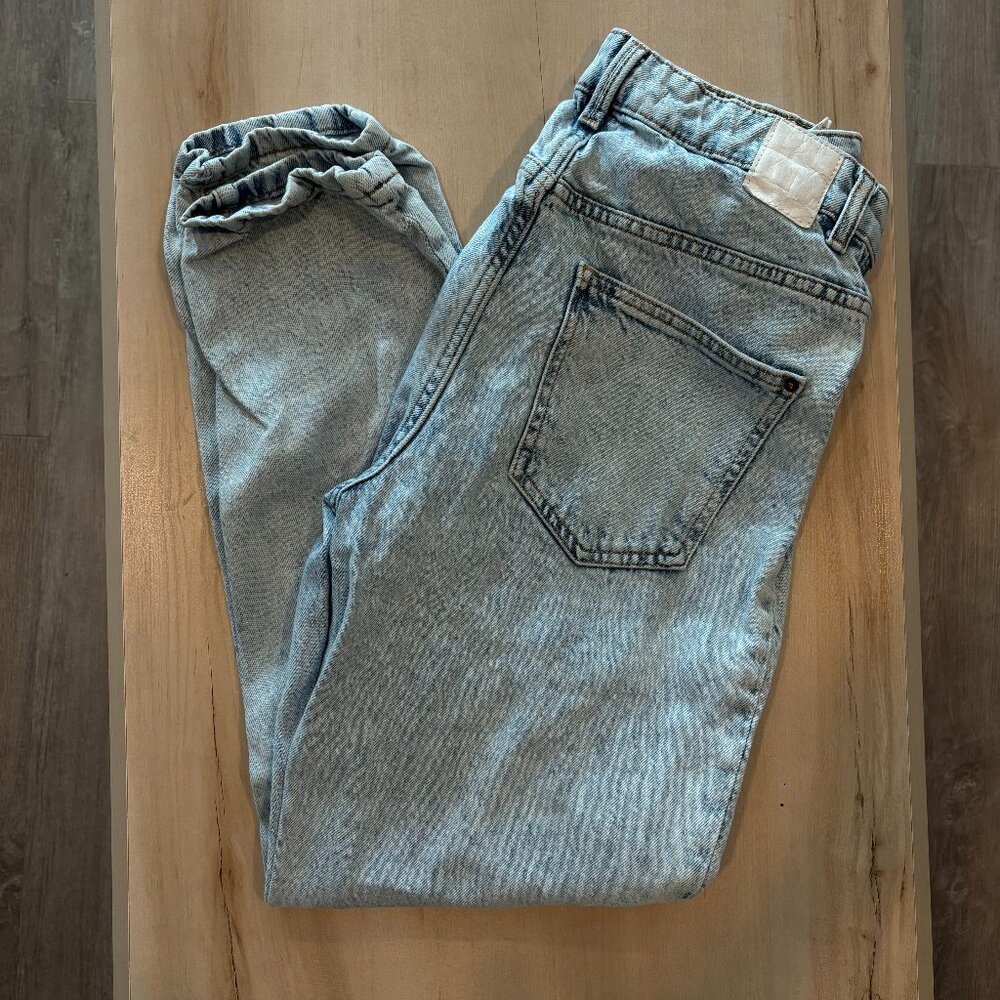 Zara High Waist Straight Leg Jeans Light Blue Size 4